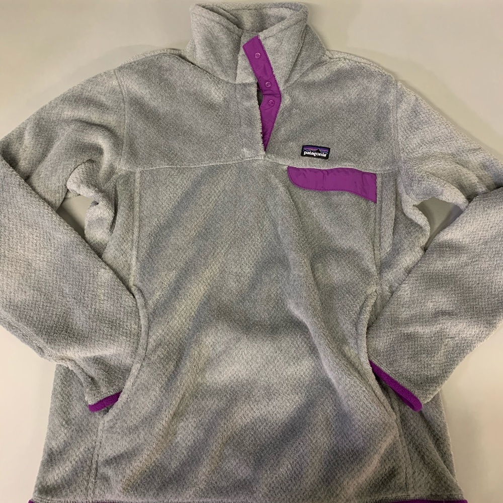 Grey and Purple Patagonia Fleece.